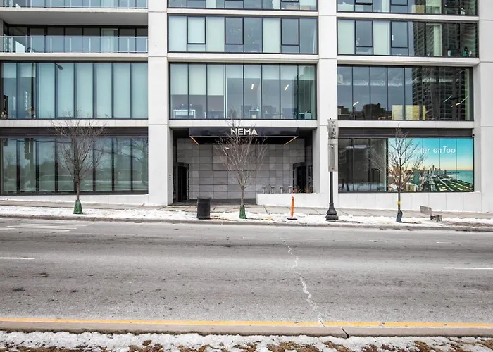 S Loop 2br W Pool Gym Nr Grant Park Chi-740 * Chicago