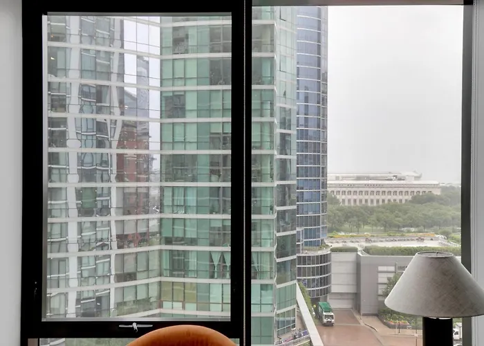 Apartment S Loop 2br W Pool Gym Nr Grant Park Chi-740 Chicago